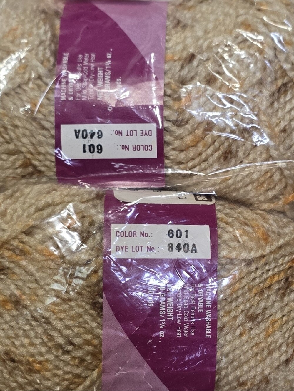 New Lana Moro Firenza Print Yarn - Lot of 2 Skeins - Color 601 Dye Lot 640A - Picture 4 of 5
